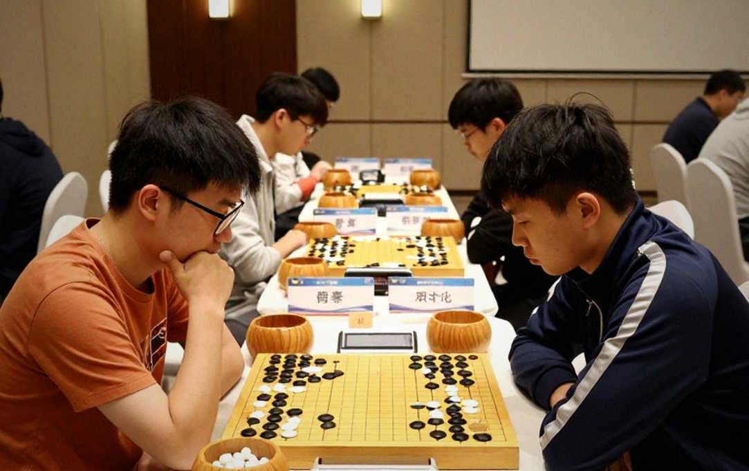 9...a5 – nước cờ cũ của Phòng thủ Ấn Độ Nhà vua và cuộc kháng cự thầm lặng của trí tuệ con người