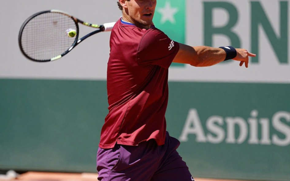Lessons from a Mislabeled Article: When Oil Data Was Analyzed as Tennis News Lessons from a Mislabeled Article: When Oil Data Was Analyzed as Tennis News