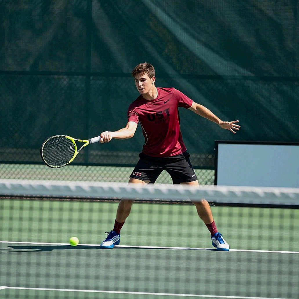 Zverev Và Bản Giao Hưởng Numbers: Khi Dữ Liệu Cất Tiếng Trước Khi Vinh Quang Gọi Tên