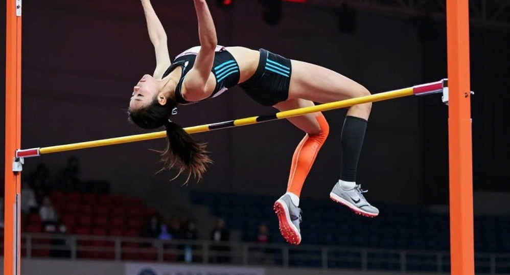 30.000 Burpee Broad Jump, 155 Giờ và Bài Toán Giá Trị Ẩn Của Ngành Fitness 30.000 Burpee Broad Jump, 155 Giờ và Bài Toán Giá Trị Ẩn Của Ngành Fitness