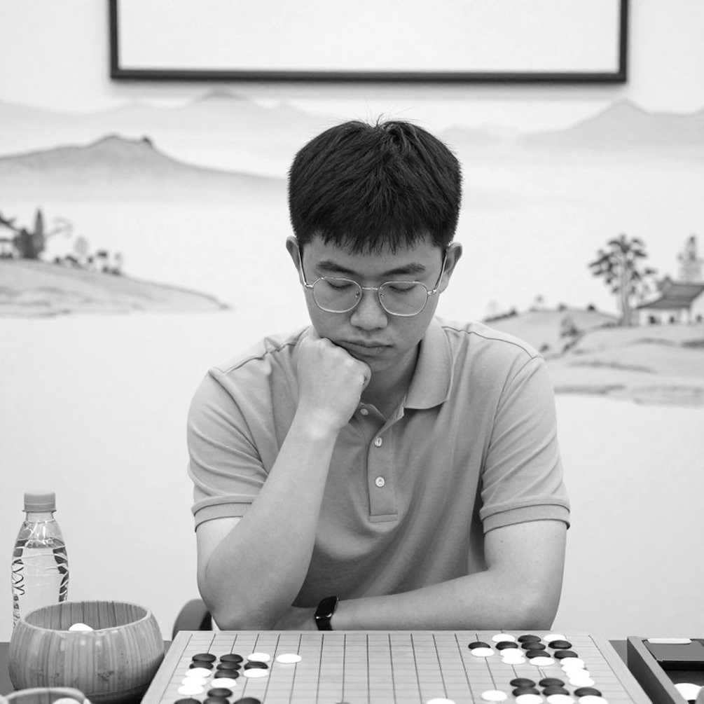 Gukesh Chooses Board 4 at the Chess Olympiad: When the World Champion Steps Back Gukesh Chooses Board 4 at the Chess Olympiad: When the World Champion Steps Back